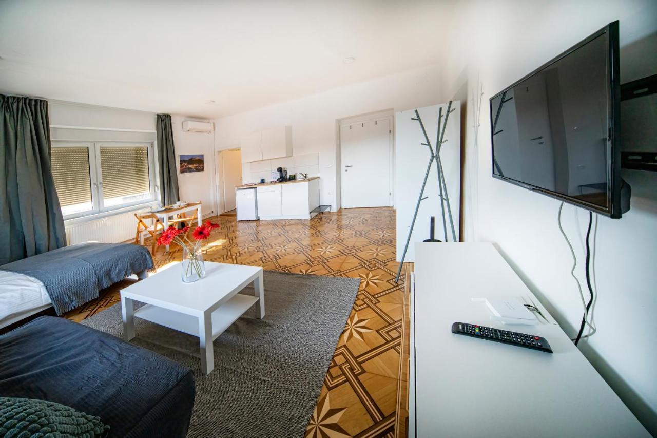 P & B Apartment ليوبليانا المظهر الخارجي الصورة